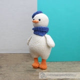 Hardicraft DIY Crochet Kit – Gaston the Goose