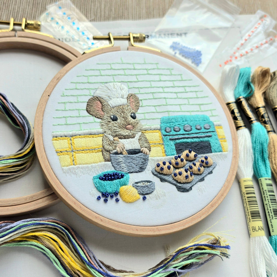 Jessica Long Embroidery - The Muffin Mouse Embroidery Kit