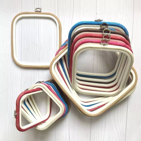 Nurge - Nurge Flexi Hoops Square  180mm (7") X 200mm (8"): Sand / 180mm(7") x 200mm(8") - Pisgah Needleworks