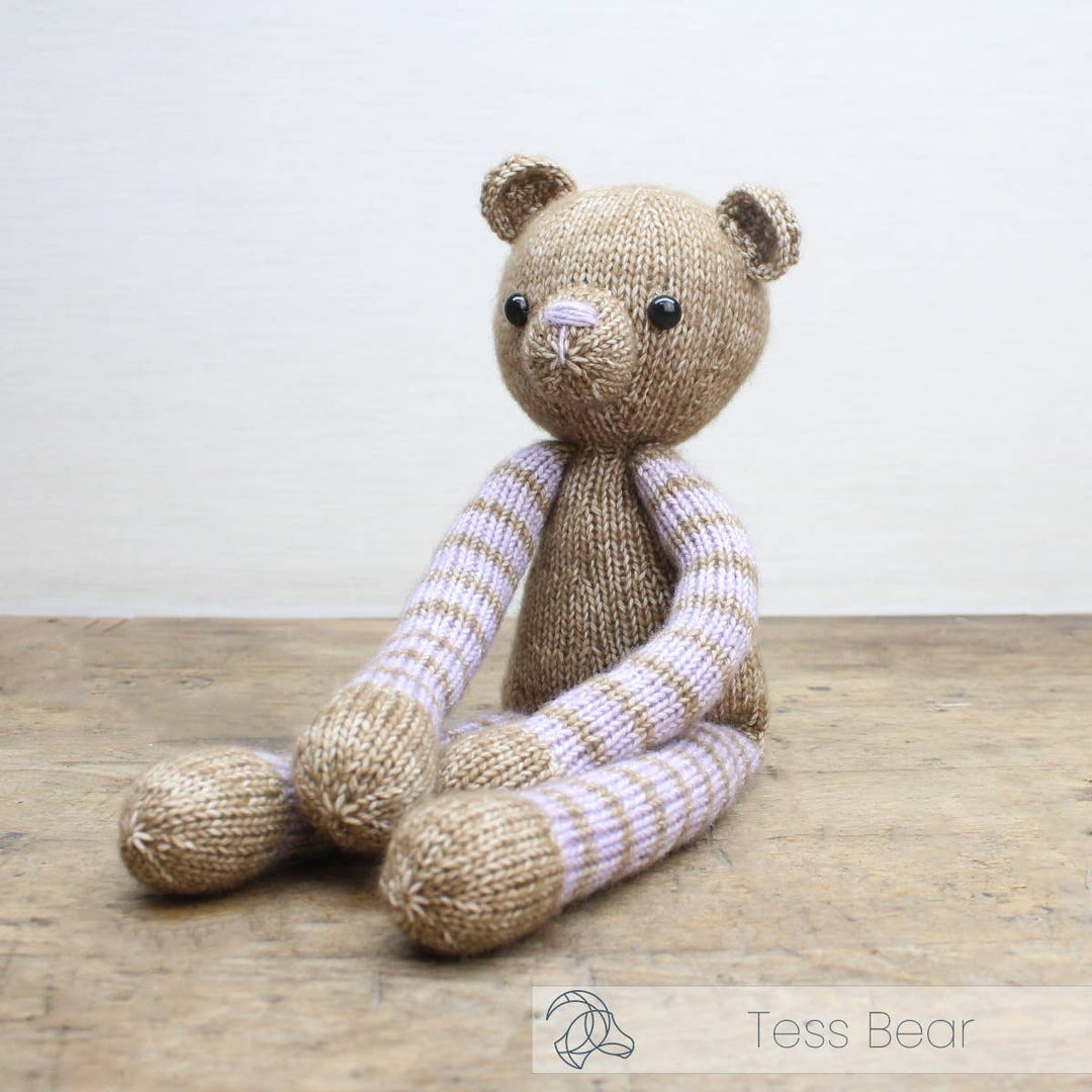 Hardicraft USA - DIY Knitting Kit - Tess Bear - Pisgah Needleworks