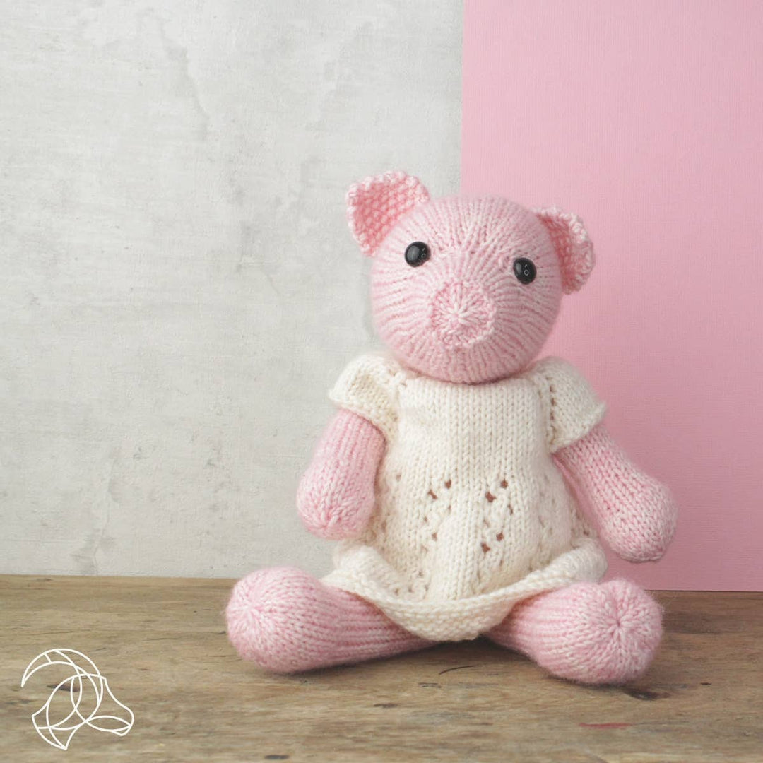 Hardicraft USA - DIY Knitting Kit - Frida Piglet - Pisgah Needleworks