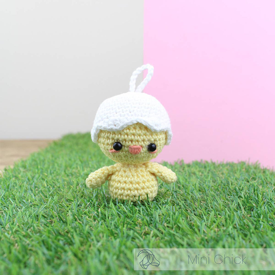 Hardicraft USA - DIY Crochet Kit - Mini Chick - Pisgah Needleworks