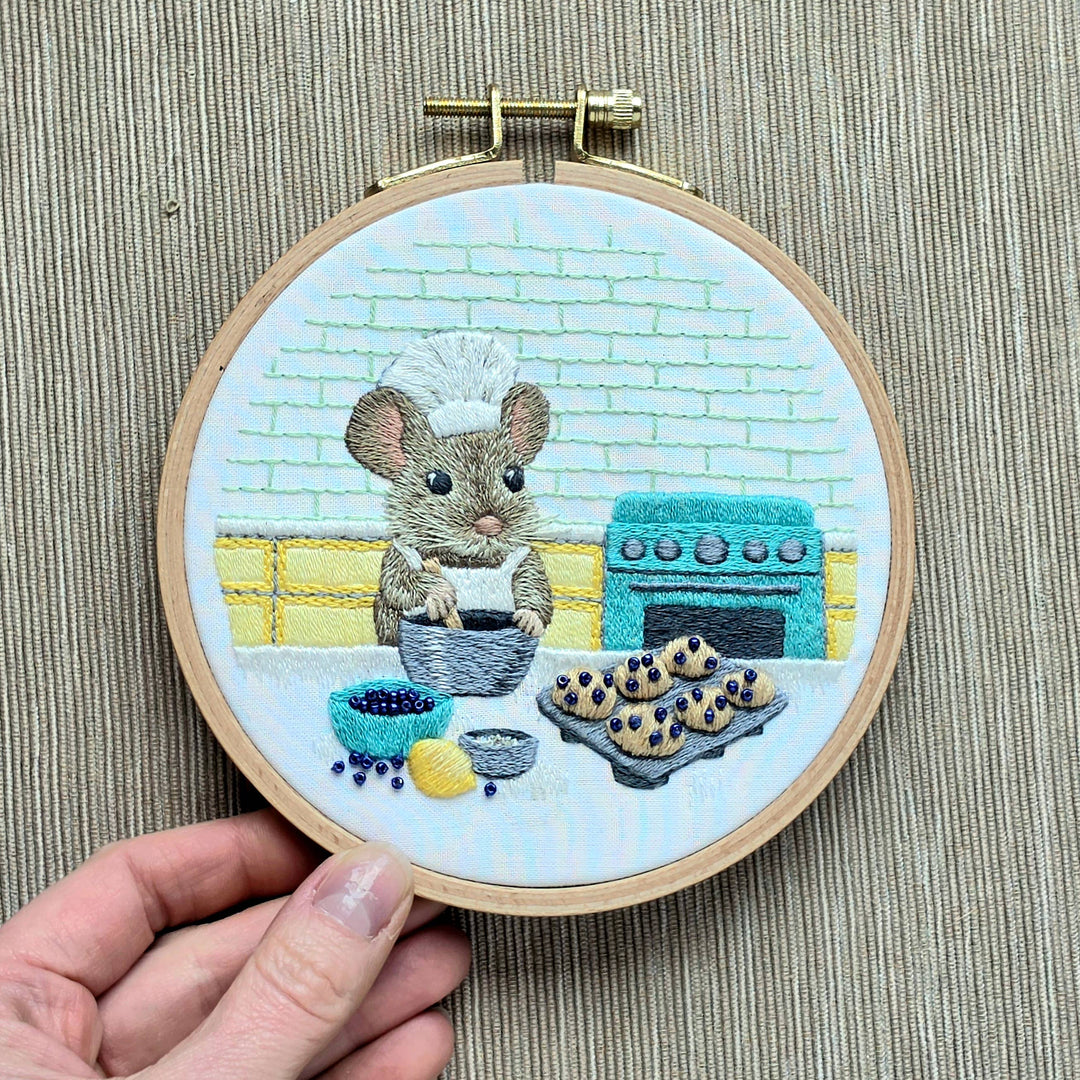 Jessica Long Embroidery - The Muffin Mouse Embroidery Kit