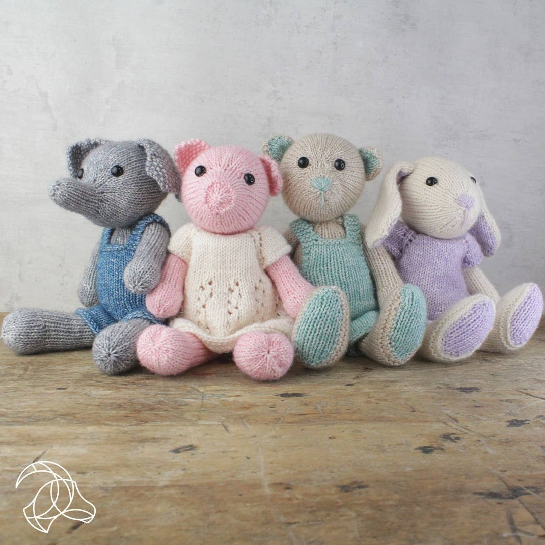Hardicraft USA - DIY Knitting Kit - Frida Piglet - Pisgah Needleworks