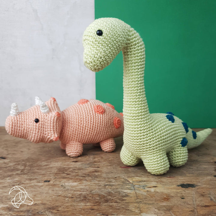 Hardicraft USA - DIY Crochet Kit - Brontosaurus - Pisgah Needleworks