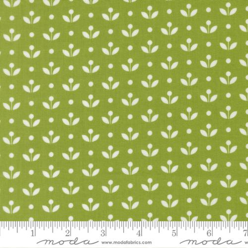 Moda Bloomsberry Jelly Roll by Camille Roskelley | 2.5" Precut Fabric Strips