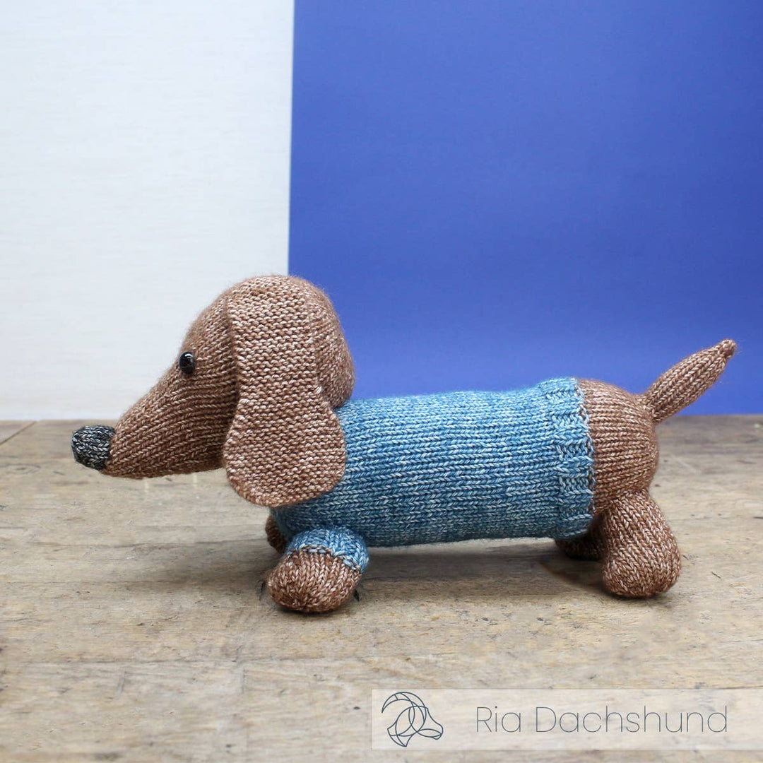 Hardicraft USA - DIY Knitting Kit - Ria Dachshund - Pisgah Needleworks
