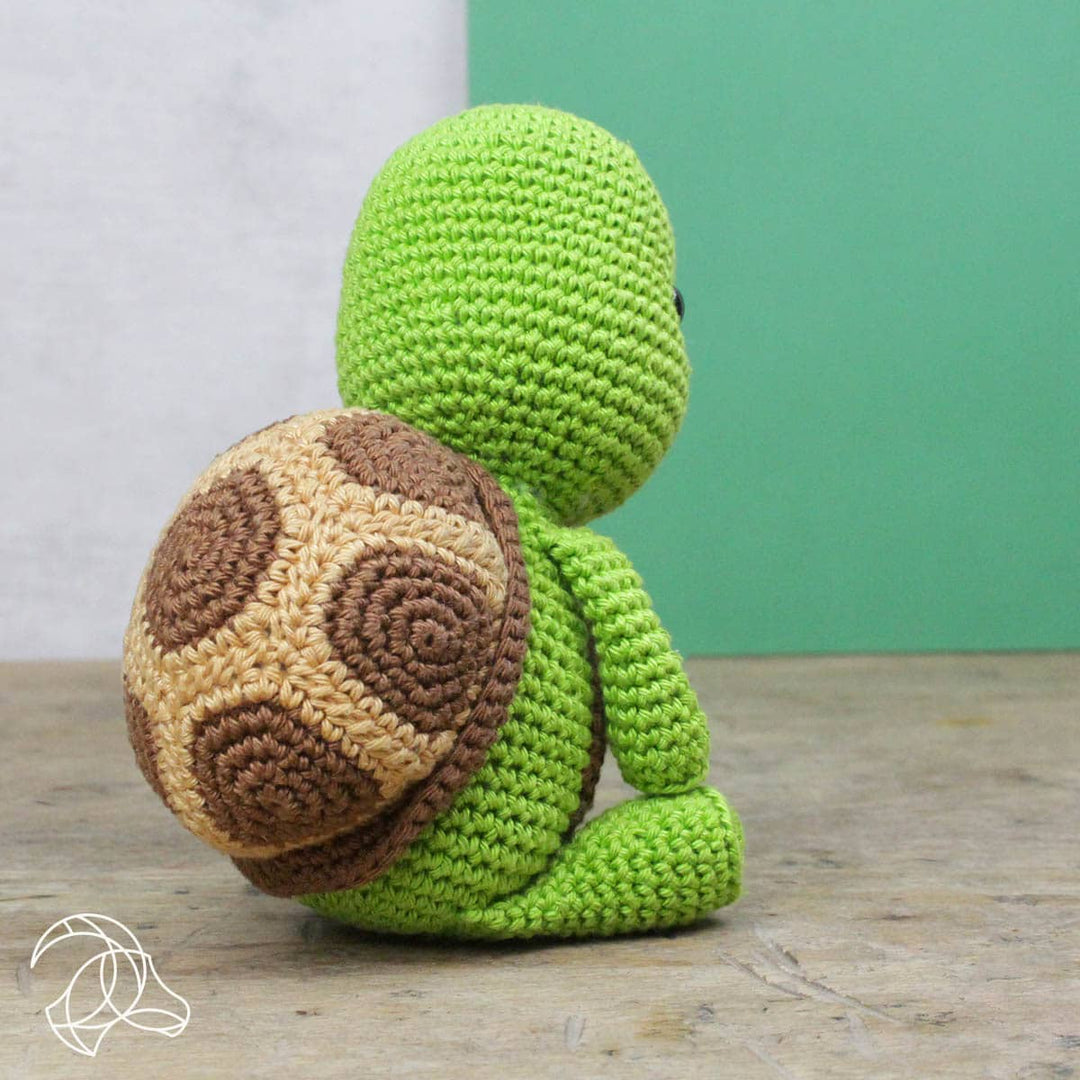 Hardicraft USA - DIY Crochet Kit - Siem Turtle - Pisgah Needleworks