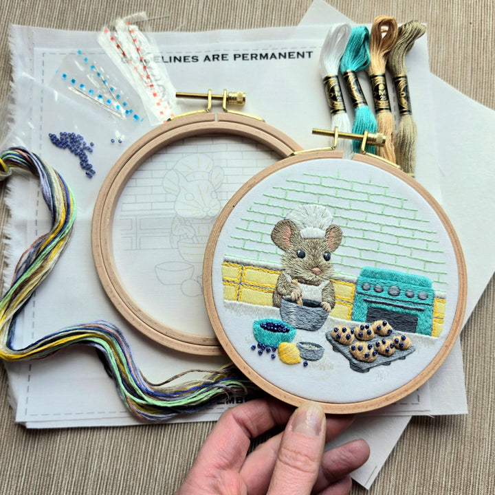 Jessica Long Embroidery - The Muffin Mouse Embroidery Kit