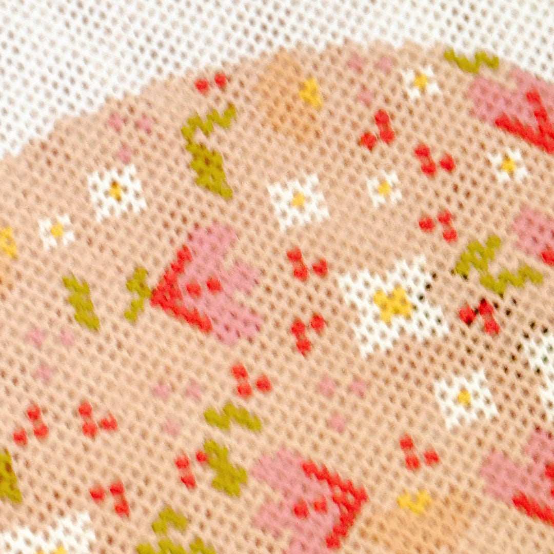 Cotswold Co Designs – Minimal Flower Round Needlepoint Canvas | 18 Mesh - Pisgah Needleworks