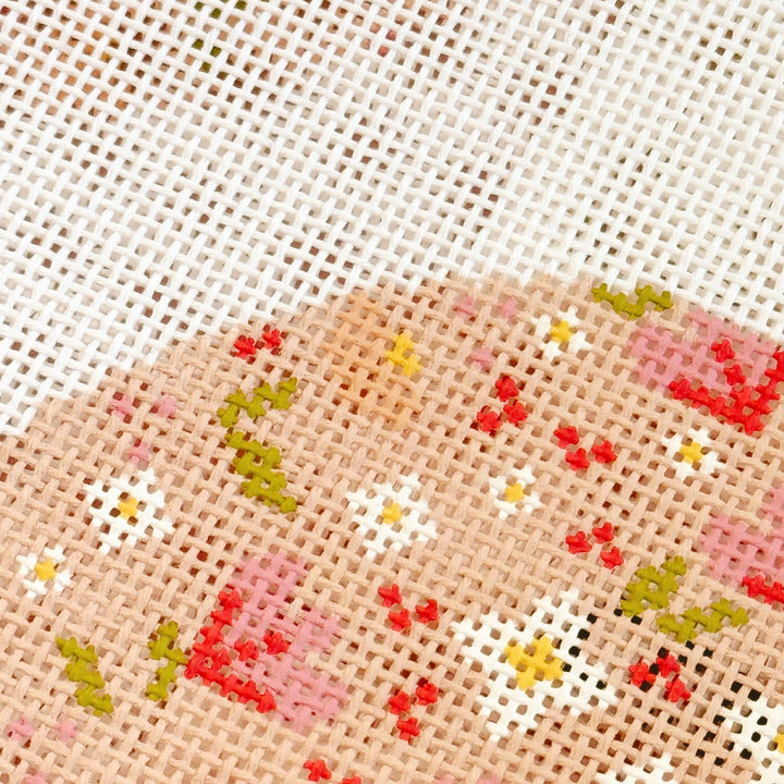 Cotswold Co Designs – Minimal Flower Round Needlepoint Canvas | 18 Mesh - Pisgah Needleworks