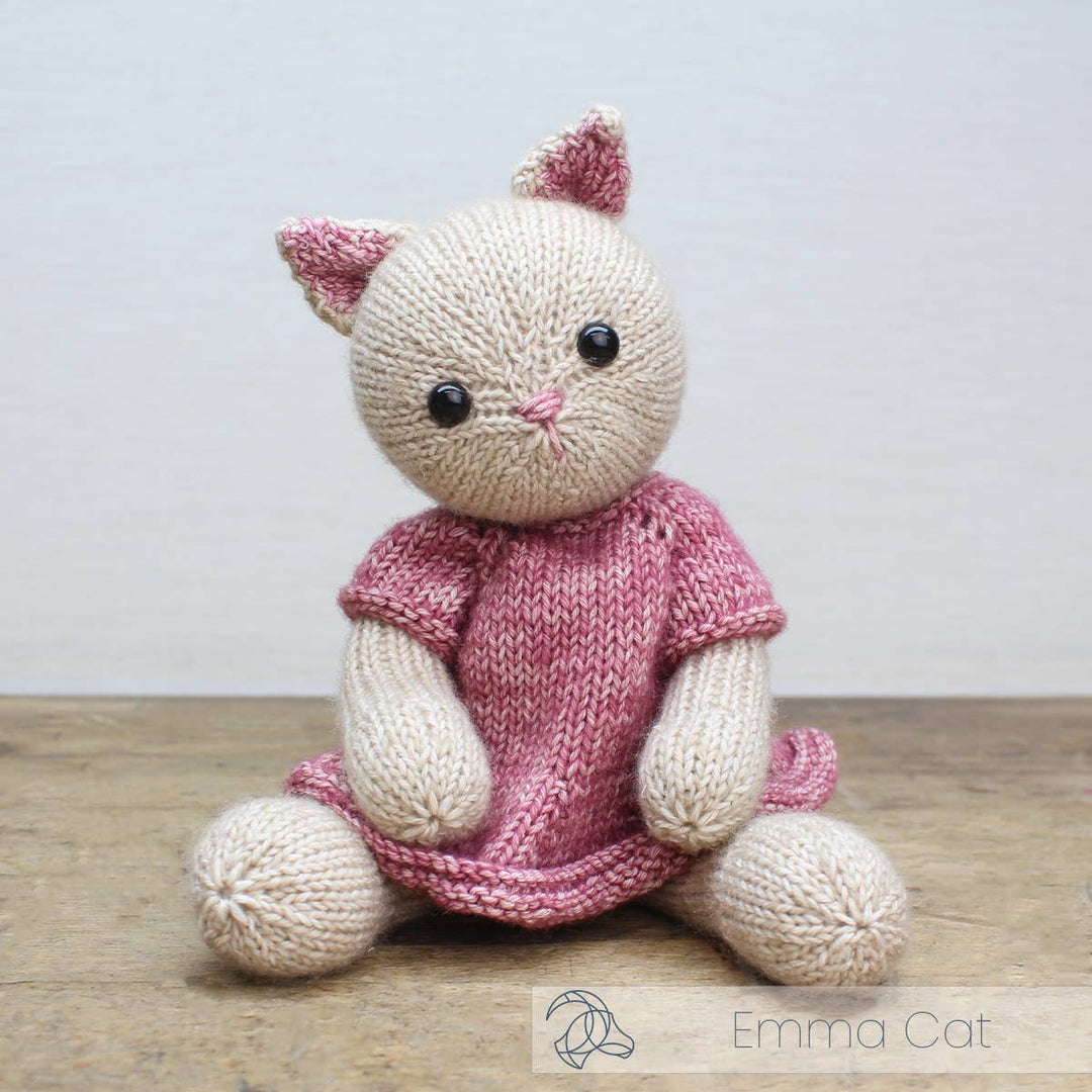 Hardicraft USA - DIY Knitting Kit - Emma Cat - Pisgah Needleworks