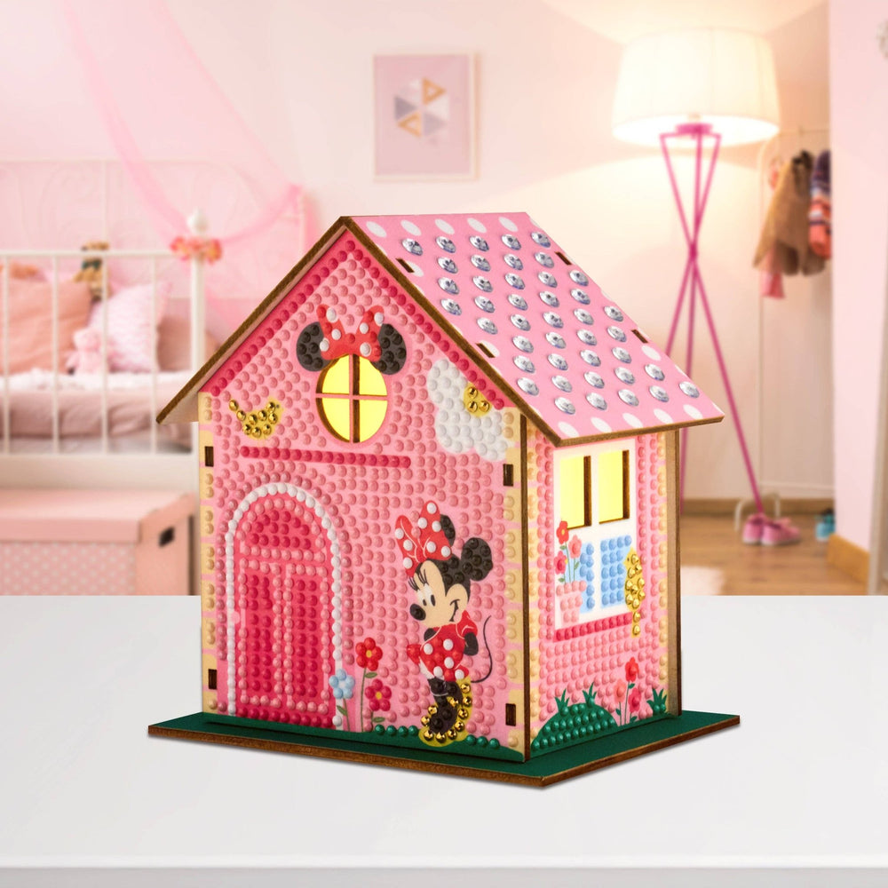 Diamond Art Club - Minnie Mouse - Gem House: Round with 17 Colors including 1 Electro Diamond and 4 Fairy Dust Diamonds / 2,075 / 5.5" x 4.1" x 3.1" (14 x 10.5 x 8cm) - Pisgah Needleworks