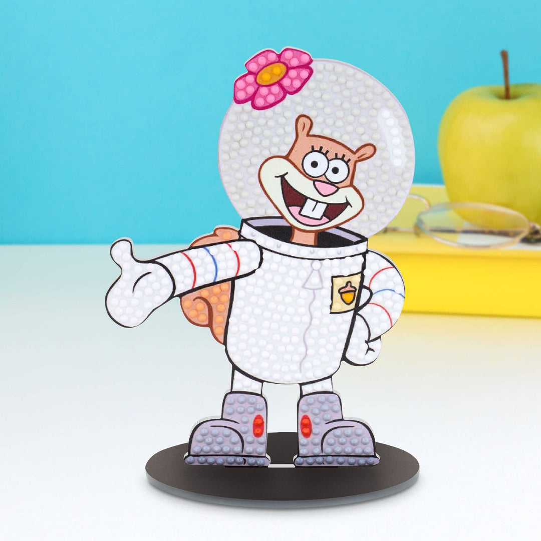 Diamond Art Club - Sparkle Pals™ - Powerhouse Sandy: Round with 9 Colors / 494 / 3.3" x 5.5" (9.9cm x 14.1cm) - Pisgah Needleworks