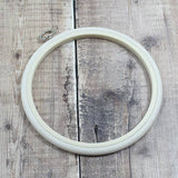 Nurge - Nurge Flexi Hoops Round 13.5cm (5.3"): Sand - Pisgah Needleworks