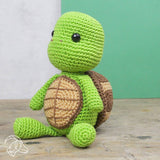 Hardicraft USA - DIY Crochet Kit - Siem Turtle - Pisgah Needleworks