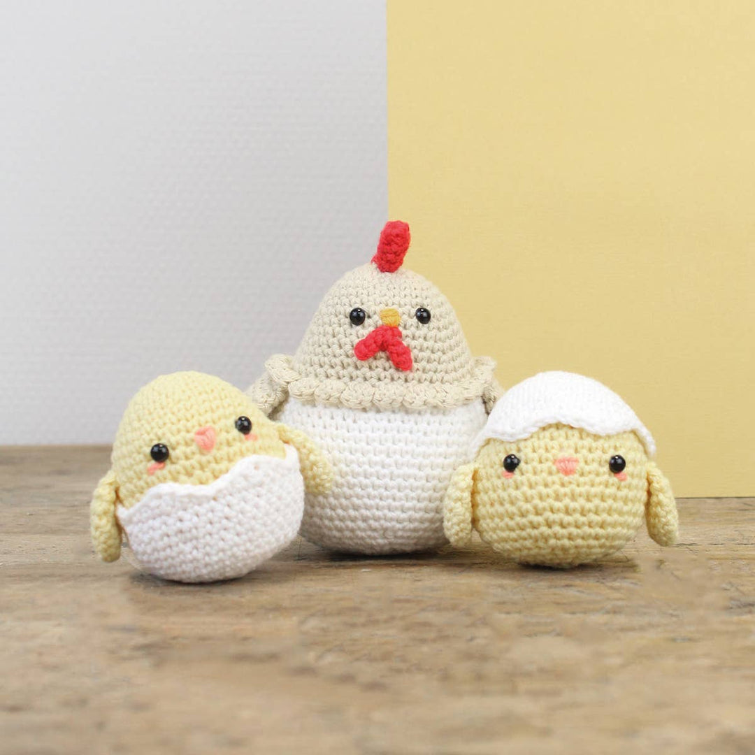 Hardicraft Tina Chicken DIY Crochet Kit - Pisgah Needleworks