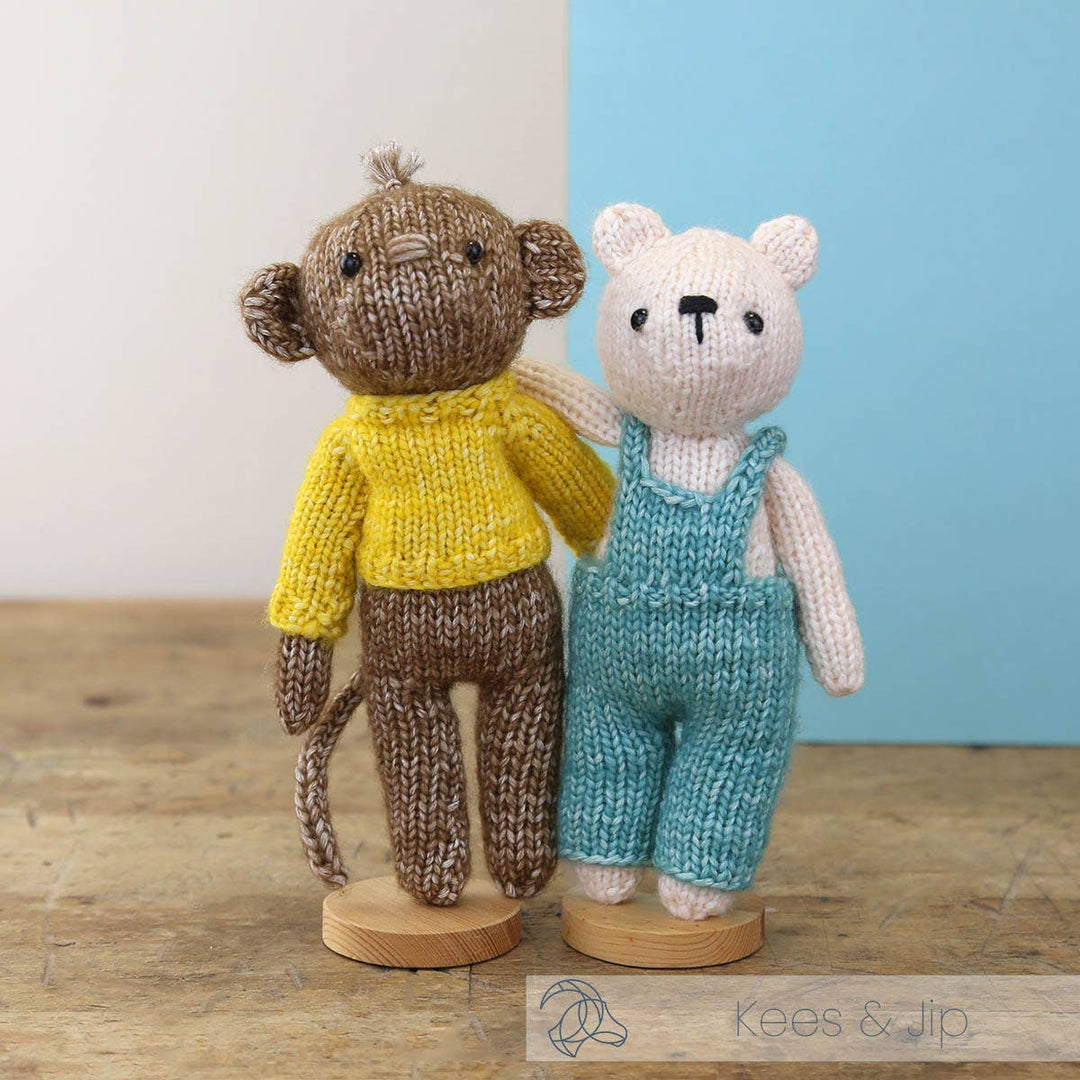 Hardicraft USA - DIY Knitting Kit - Jip Polar Bear - Pisgah Needleworks