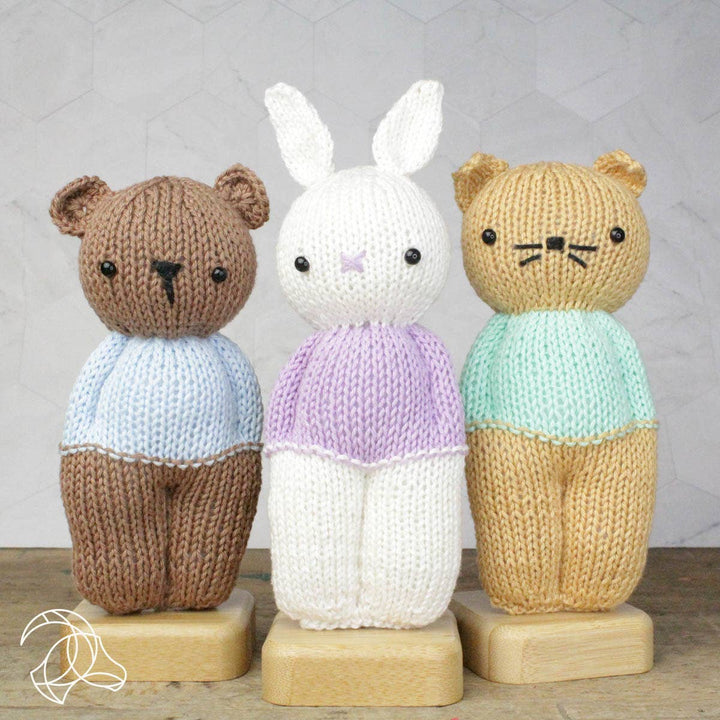 Hardicraft USA - DIY Knitting Kit - Stella Bunny - Pisgah Needleworks