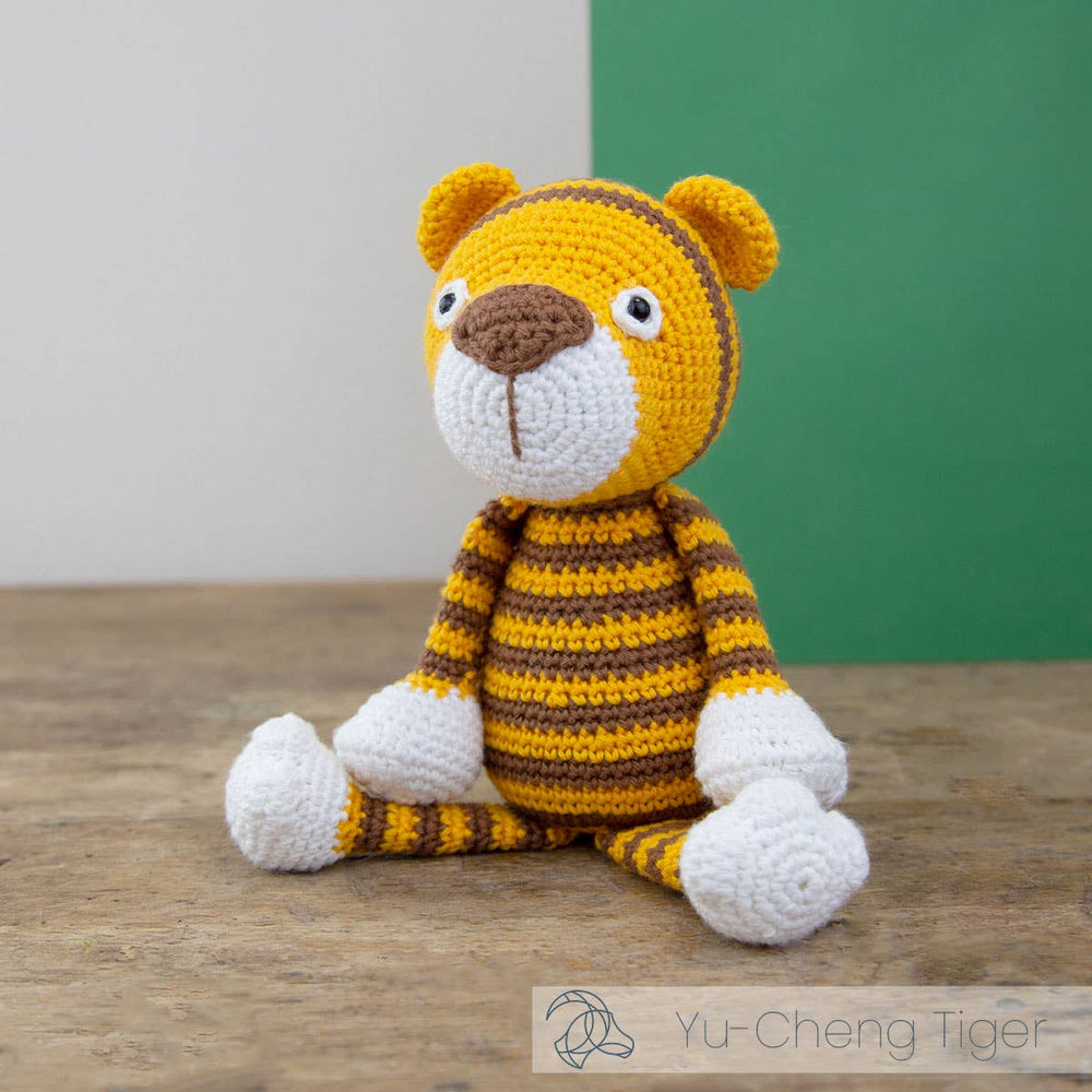Hardicraft Yu - Cheng Tiger DIY Crochet Kit - Pisgah Needleworks