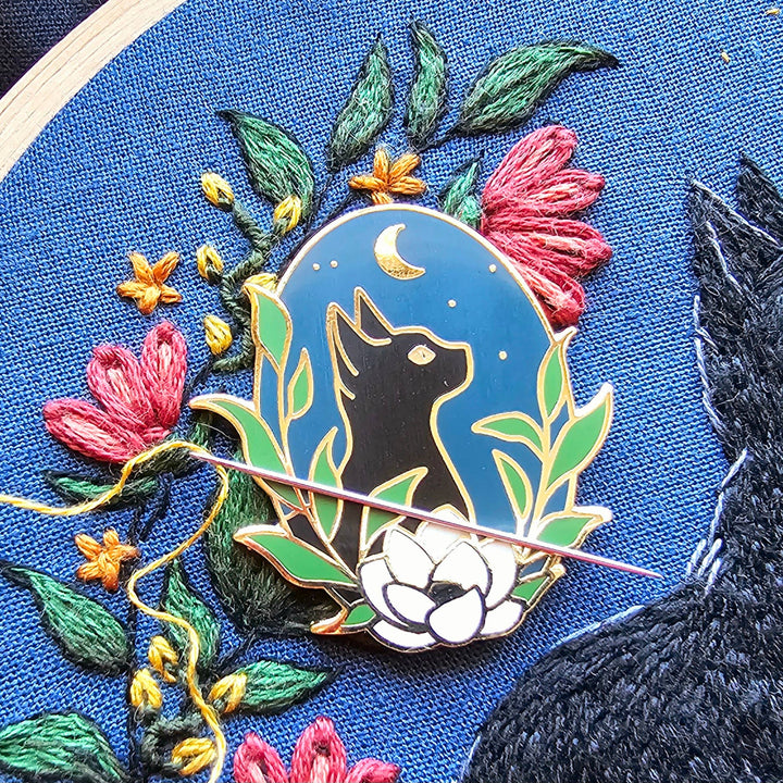 Jessica Long Embroidery – Black Cat Enamel Needle Minder - Pisgah Needleworks