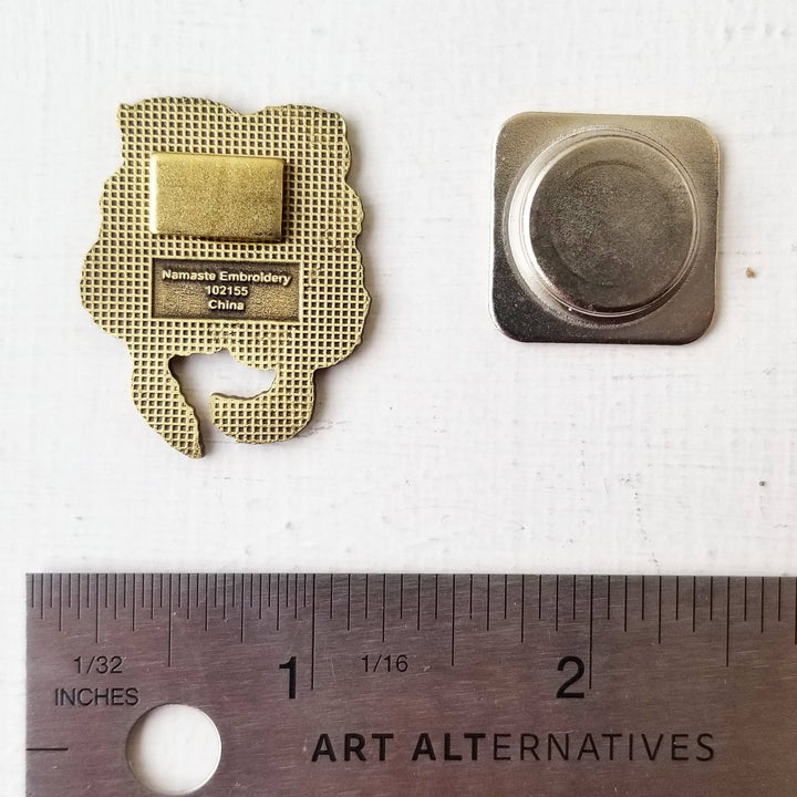 Jessica Long Embroidery - Sea Otters Enamel Needle Minder - Pisgah Needleworks