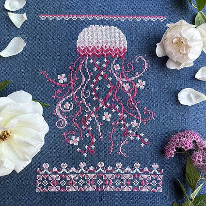 Love Poppet - Jellyfish - Kit: Full kit - 32ct Linen (blue spruce) - Pisgah Needleworks