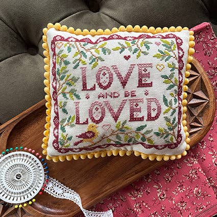 Love Poppet - Love and be Loved - Kit: 14ct Aida (cream/ivory) - Pisgah Needleworks