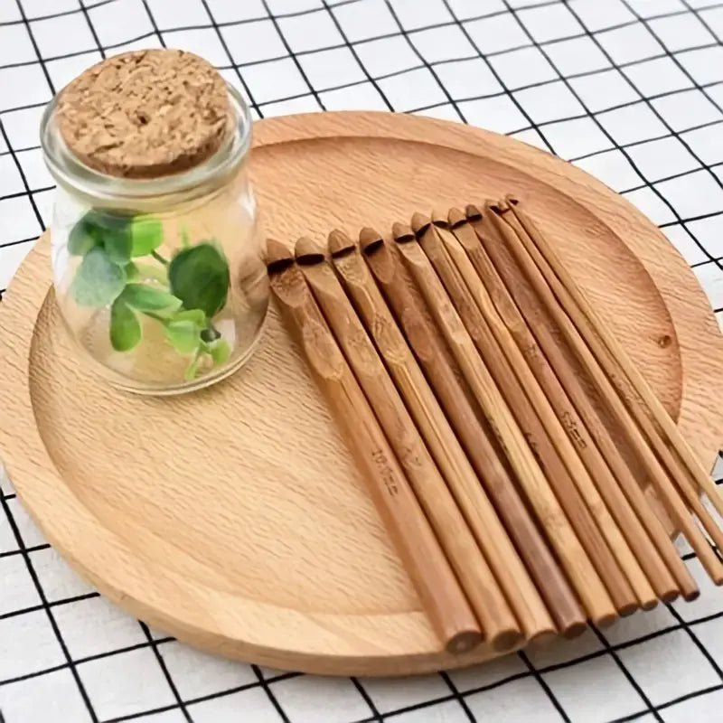 Magnifique Hearts Bamboo Crochet Hook Set – 12 Piece Set 3mm–10mm - Pisgah Needleworks