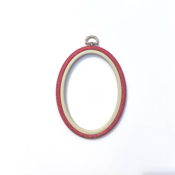 Nurge - 11.5 x 15cm (4.5 x 6") Nurge Flexi Hoops Oval: Sand - Pisgah Needleworks