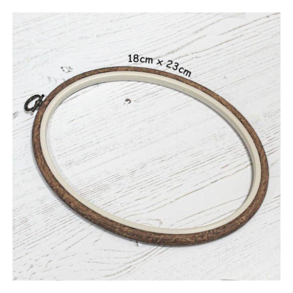 Nurge - Nurge Flexi Hoops Oval 18 x 23cm (7 " x 9"): Sand - Pisgah Needleworks