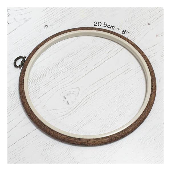 Nurge - Nurge Flexi Hoops Round 20.5cm (8"): Sand - Pisgah Needleworks