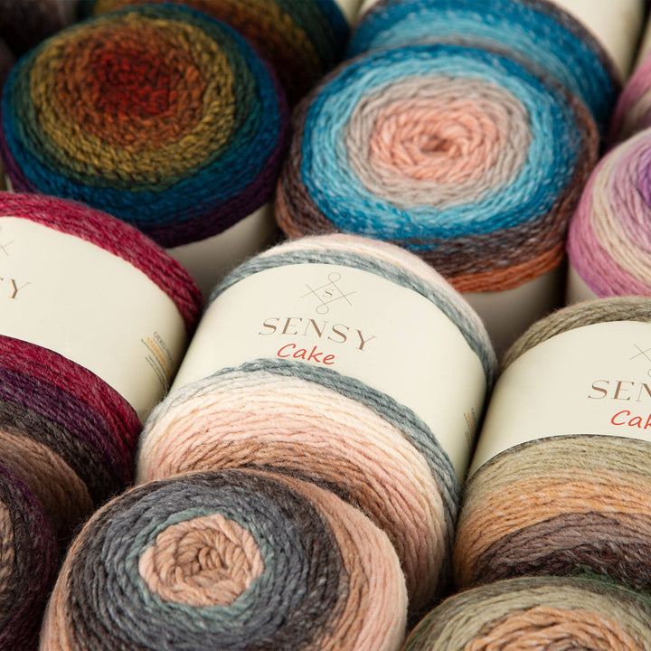 Sensy - Sensy Cake Yarn, 5.3 oz, 525 Yards, Gauge 3 Light: 559 / 1 Skein - Pisgah Needleworks